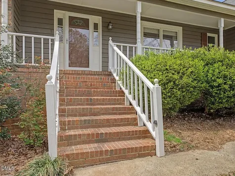 9 Pinecourt Drive Siler City NC 27344
