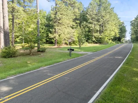4688 Dorsey Road Oxford NC 27565