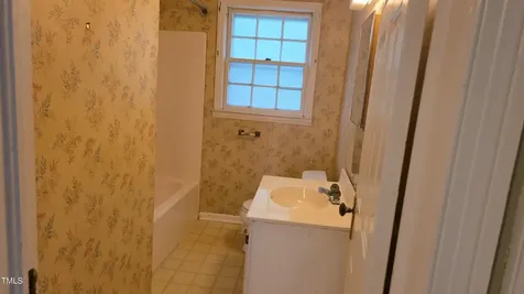 1015 Wait Avenue Wake Forest NC 27587