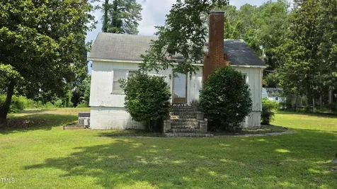 1015 Wait Avenue Wake Forest NC 27587