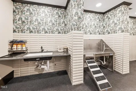 1950 Grisdale Lane Cary NC 27513
