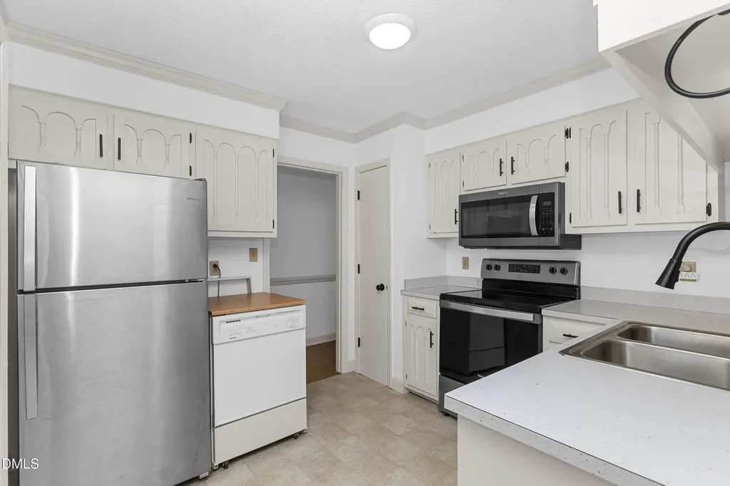 712 W J Street Erwin NC 28339