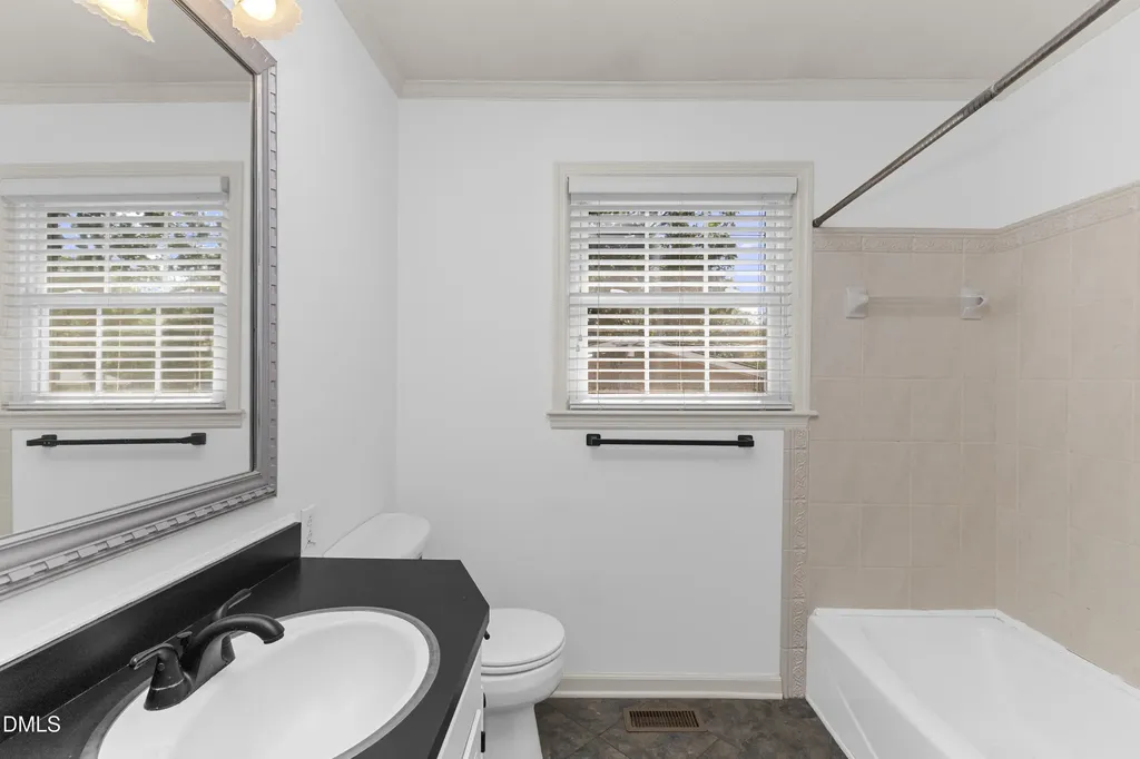 712 W J Street Erwin NC 28339