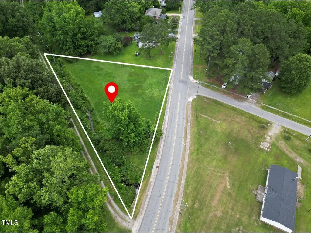 401 E Main Street Aulander NC 27805