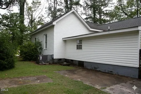 22485 Nc 125 Williamston NC 27892