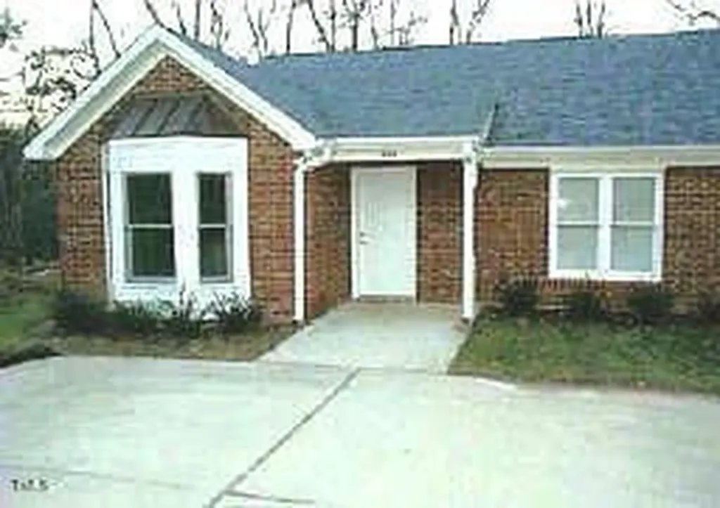 404 Creekway Drive Fuquay Varina NC 27526