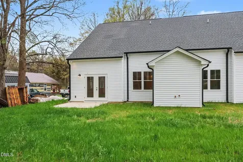 207 - B S Main Street Four Oaks NC 27524
