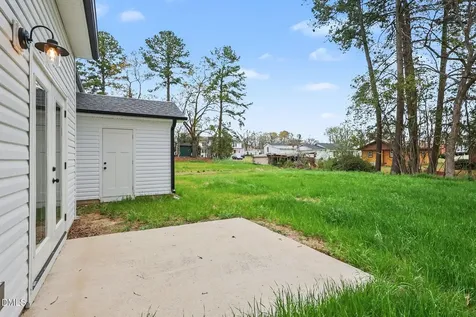 207 - B S Main Street Four Oaks NC 27524