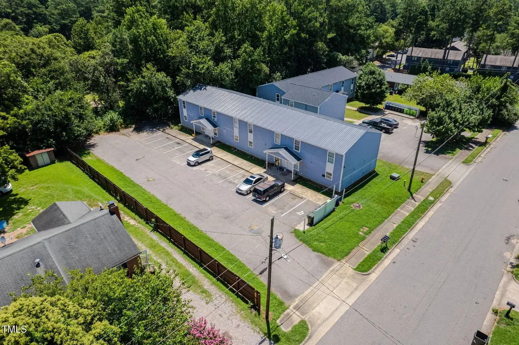 2911 Boone Trail Raleigh NC 27610