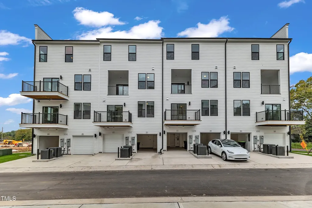 10543 Pleasant Branch Drive Raleigh NC 27614