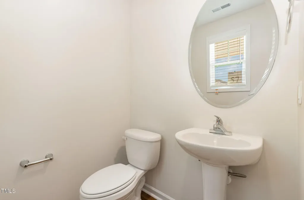 17 W Emily Gardens Drive Selma NC 27576