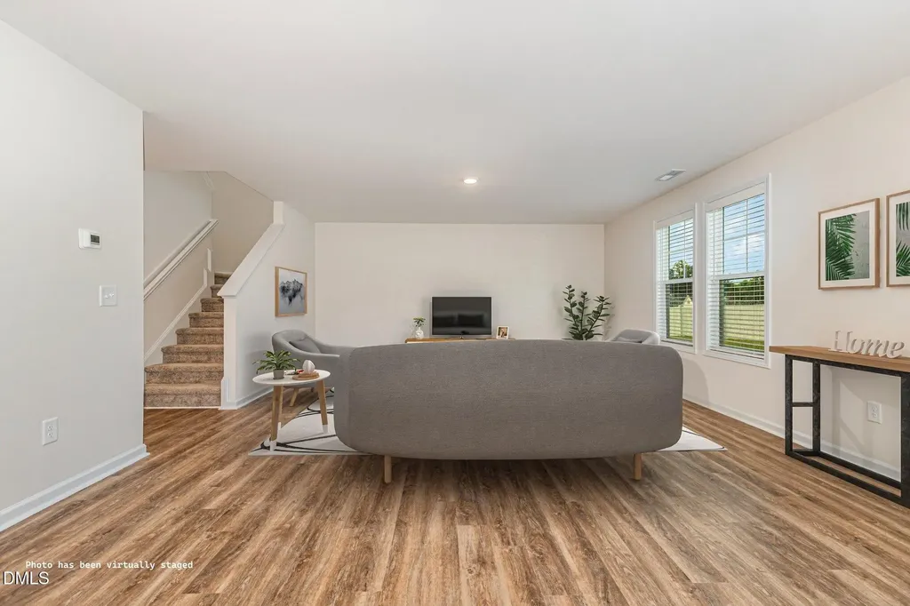 17 W Emily Gardens Drive Selma NC 27576