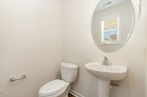17 W Emily Gardens Drive Selma NC 27576
