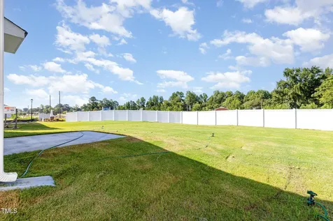 17 W Emily Gardens Drive Selma NC 27576