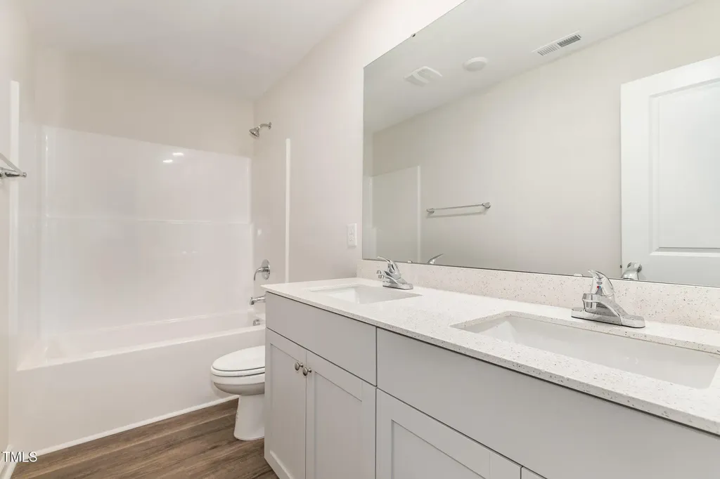 25 W Emily Gardens Drive Selma NC 27576