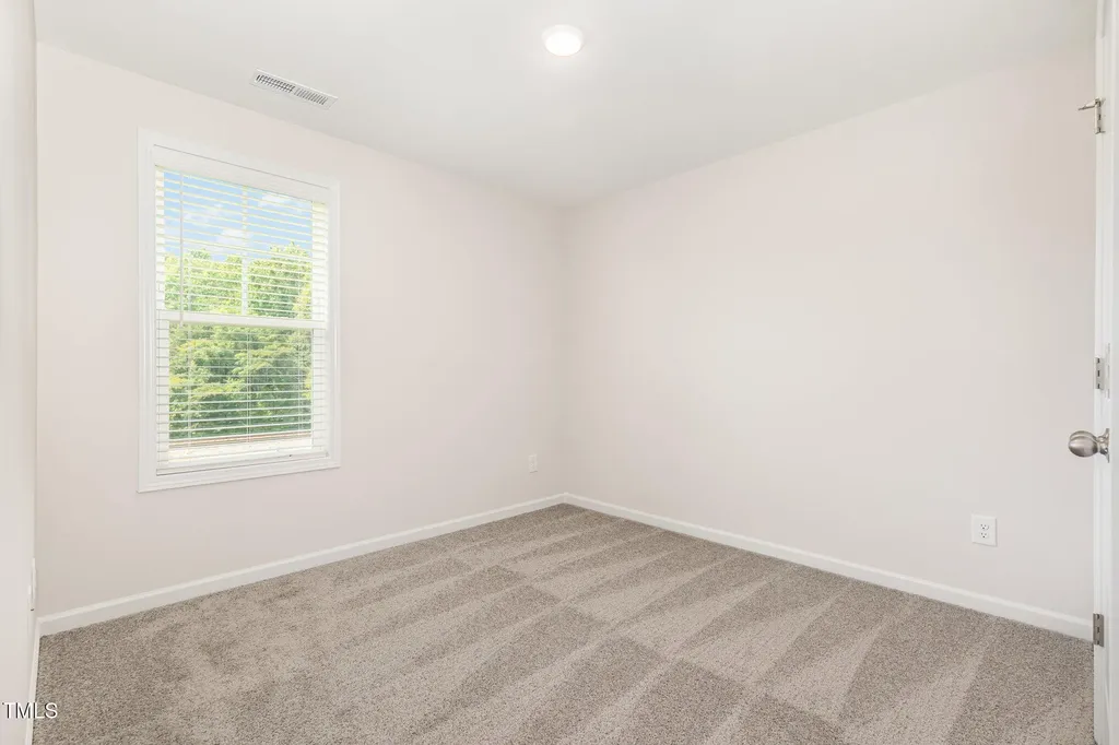 25 W Emily Gardens Drive Selma NC 27576