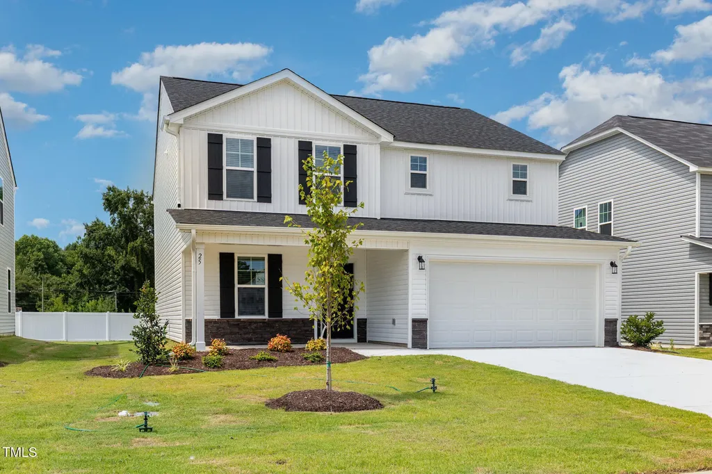 25 W Emily Gardens Drive Selma NC 27576
