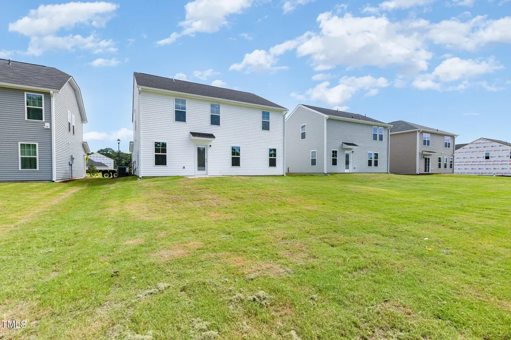 25 W Emily Gardens Drive Selma NC 27576