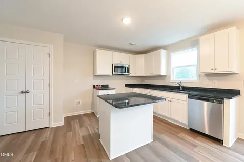 100 Twin Pines Court La Grange NC 28551