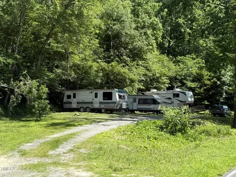 1694 Polly Spout Road Marion NC 28752