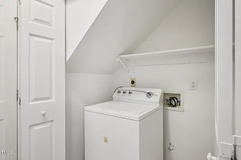 316 Trafalgar Lane Cary NC 27513