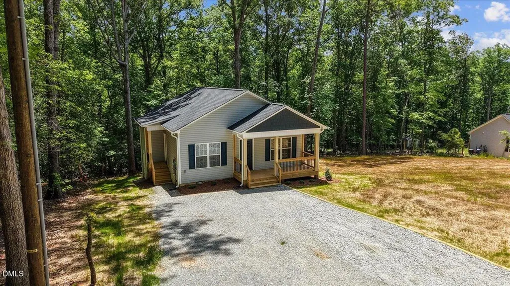 131 Dauphine Street Fuquay Varina NC 27526