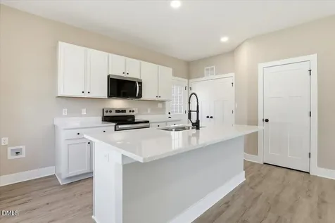 131 Dauphine Street Fuquay Varina NC 27526