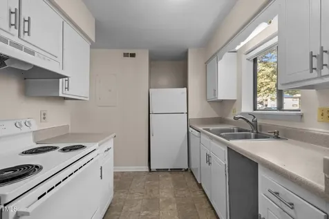 667 Pine Ridge Place Raleigh NC 27609