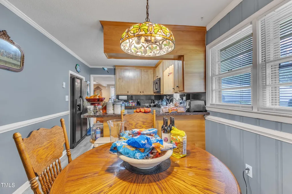 725 Colonial Drive Raleigh NC 27603