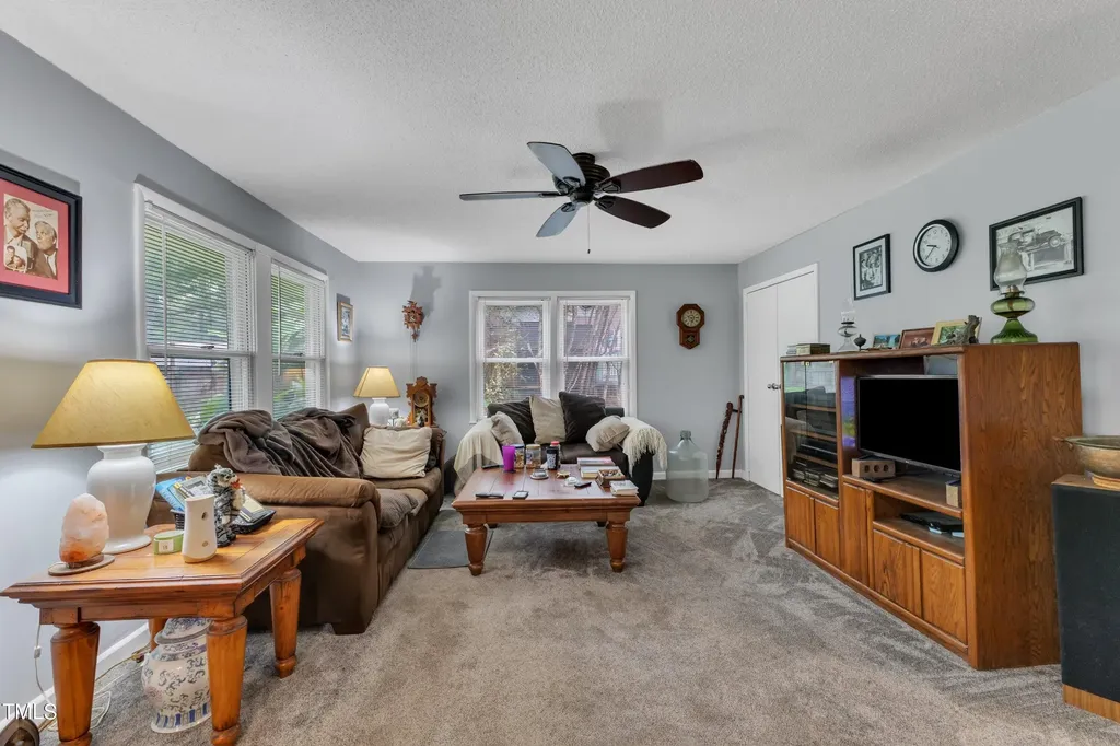 725 Colonial Drive Raleigh NC 27603
