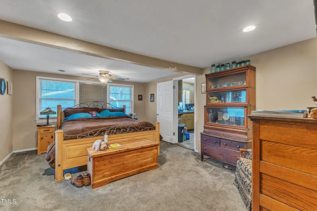 725 Colonial Drive Raleigh NC 27603