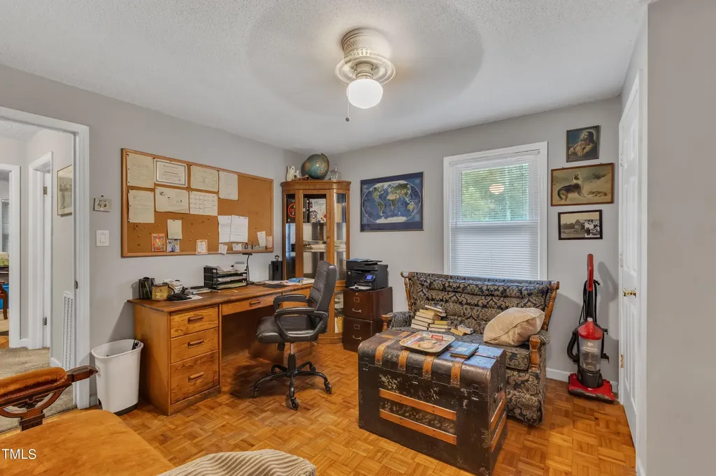 725 Colonial Drive Raleigh NC 27603