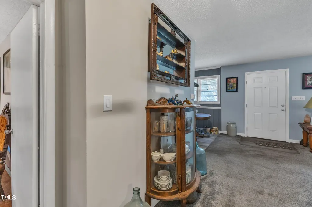 725 Colonial Drive Raleigh NC 27603