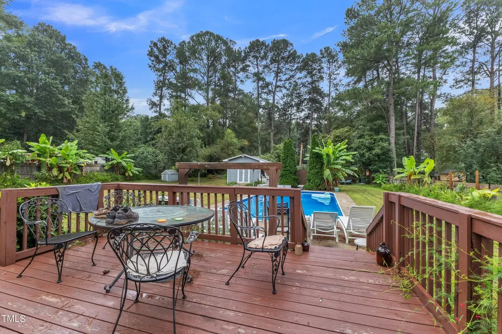 725 Colonial Drive Raleigh NC 27603