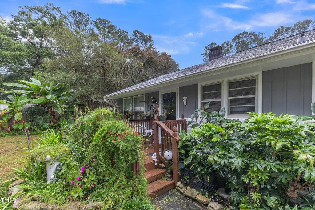 725 Colonial Drive Raleigh NC 27603