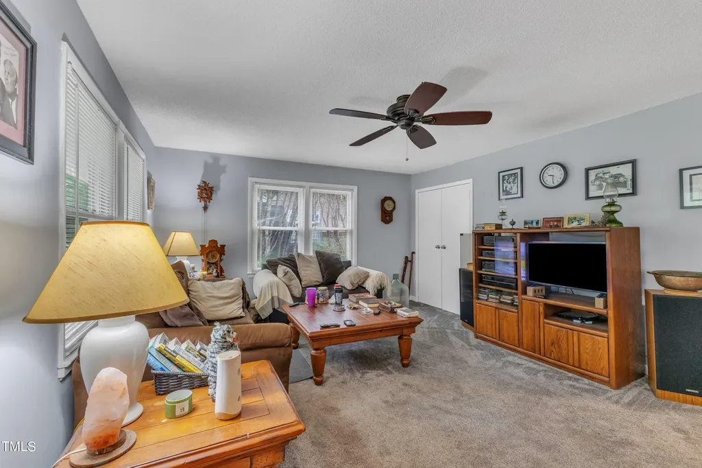 725 Colonial Drive Raleigh NC 27603