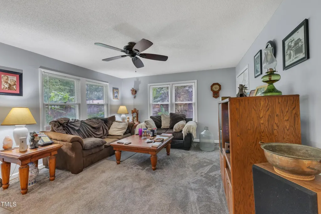 725 Colonial Drive Raleigh NC 27603