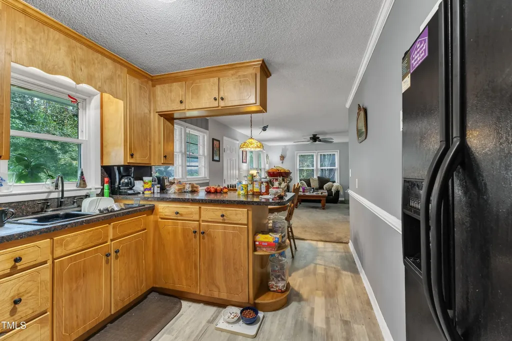 725 Colonial Drive Raleigh NC 27603