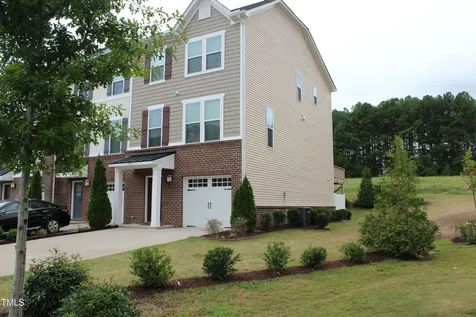 723 Suffield Way Cary NC 27519