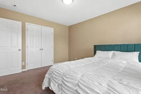 1300 Shoshone Place Fayetteville NC 28314
