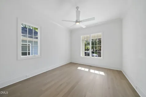 2212 Bedford Avenue Raleigh NC 27607