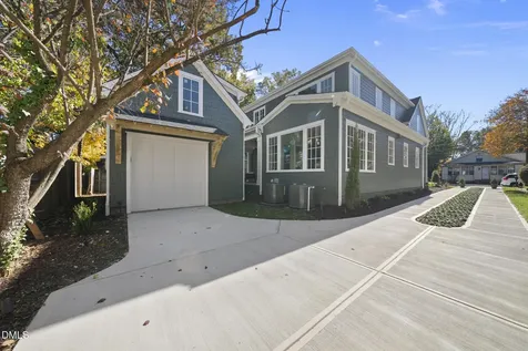 2212 Bedford Avenue Raleigh NC 27607