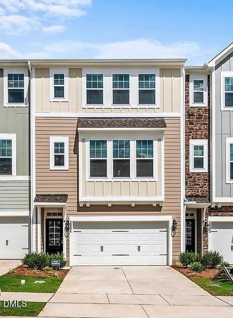 2804 Austin Falls Station Apex NC 27502