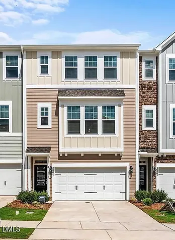 2804 Austin Falls Station Apex NC 27502