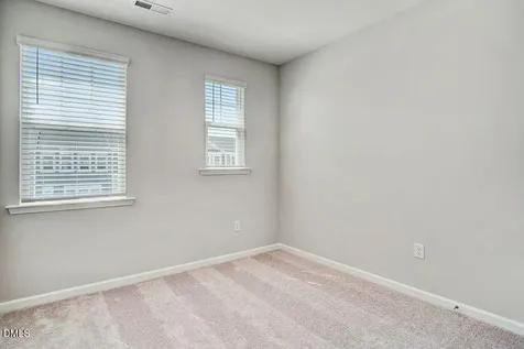2804 Austin Falls Station Apex NC 27502