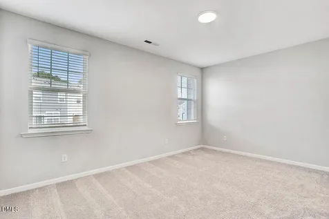 2804 Austin Falls Station Apex NC 27502