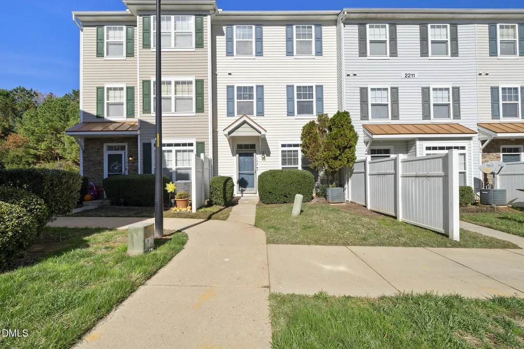 2211 Raven Road Raleigh NC 27614