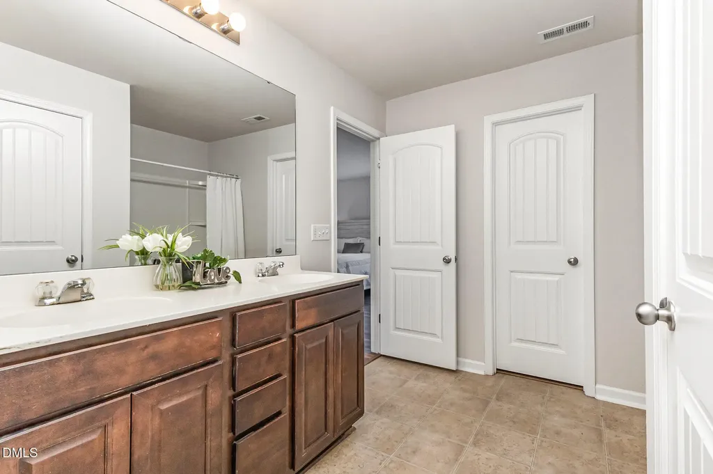 2609 Averon Drive Fuquay Varina NC 27526