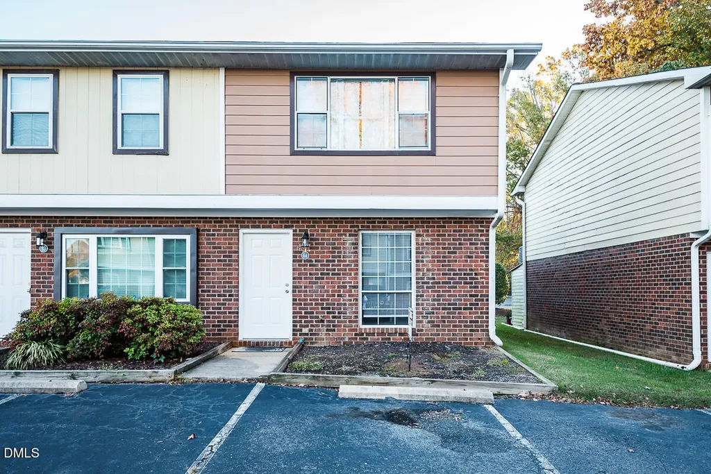 1241 S Fifth Street Mebane NC 27302