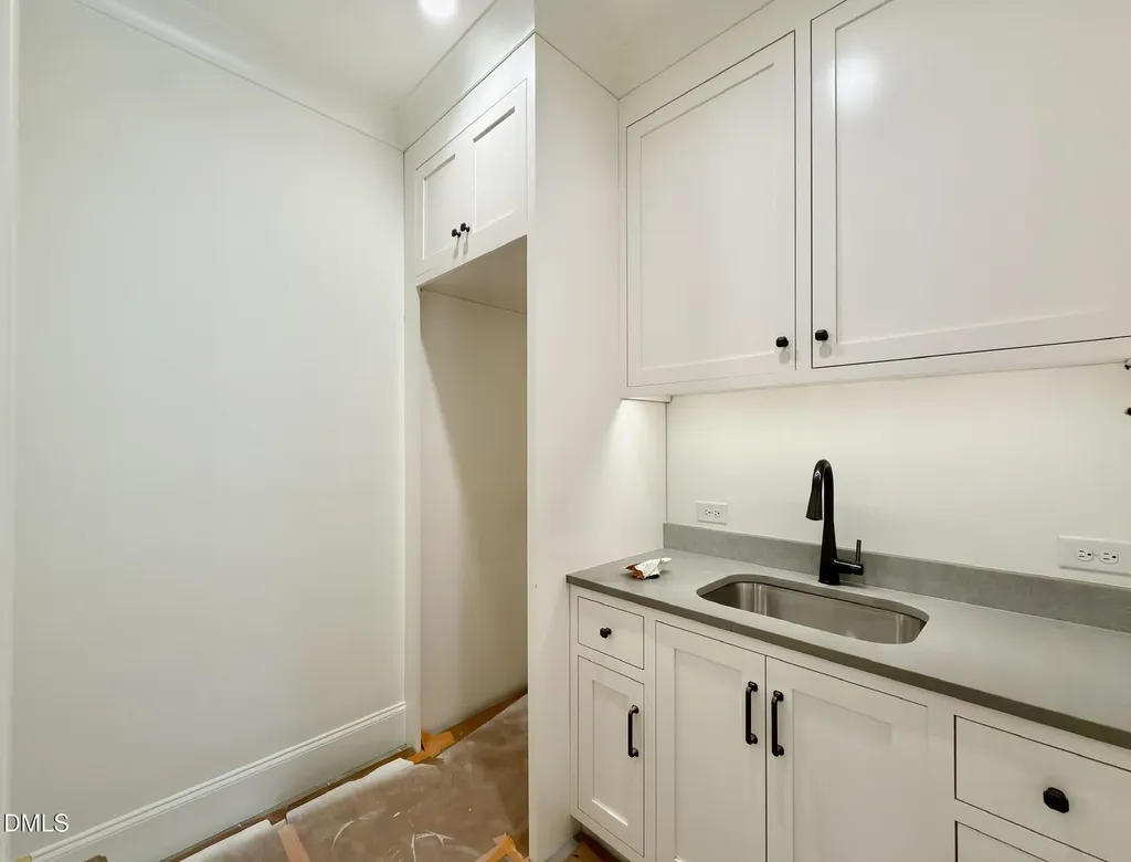 6832 Greystone Drive Raleigh NC 27615